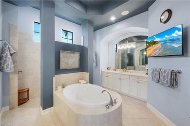 Stunning spacious home with panoramic golf and Lake views. This - photo 18