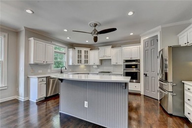 GORGEOUS move-in-ready home, ORIGINAL JOHN WEILAND FLOORPLAN - photo 20