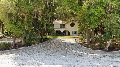 Listed significantly under appraised value! This exceptional - photo 5