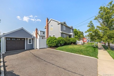 Welcome To 80 Central Boulevard, Merrick - A Beautifully - photo 2