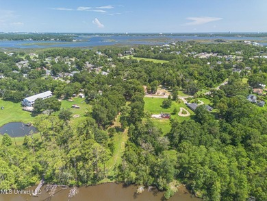 This prime Biloxi River property offers a rare opportunity to - photo 4