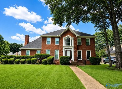 ***FROR***CHARMING FULL-BRICK, 4-BED, 3-BATH HOME ON A SPACIOUS - photo 2