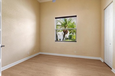 Welcome to a refined yet comfortable lifestyle in the highly - photo 25