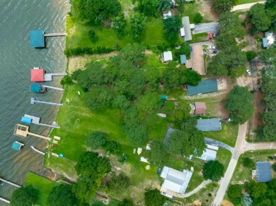 Private Waterfront Oasis on Lake Palestine - photo 42
