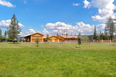 Discover this beautiful mountain retreat with amazing views of - photo 41