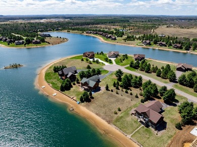 Beautiful, Prime lot on Stone Gate Lake. Located on the quiet - photo 1
