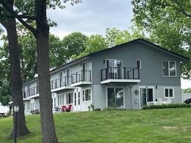 Lake Condo For Sale in Burlington, Wisconsin