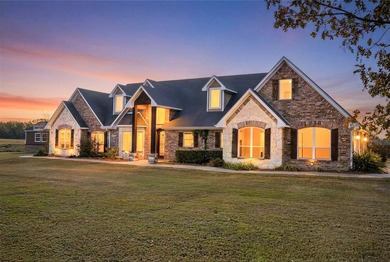 MOTIVATED SELLER! With a waterfront view, you simply can't - photo 1