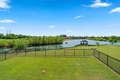 MOTIVATED SELLER! With a waterfront view, you simply can't - photo 2