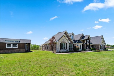 MOTIVATED SELLER! With a waterfront view, you simply can't - photo 9