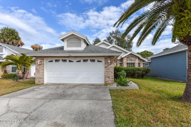 (private lake, pond, coastal) Home For Sale in Port Orange Florida