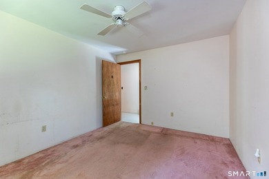 The Cub House Located in the coveted Twin Lakes area of - photo 11