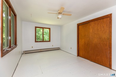 The Cub House Located in the coveted Twin Lakes area of - photo 13