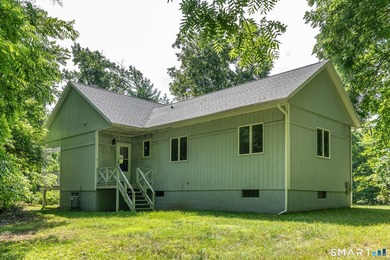 The Cub House Located in the coveted Twin Lakes area of - photo 19