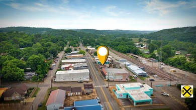 The CrossEyed Catfish on historic Main Street in Hardy is now - photo 6