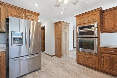 Lakefront Living at Its Finest on Hamilton Lake! Enjoy 60 feet - photo 8