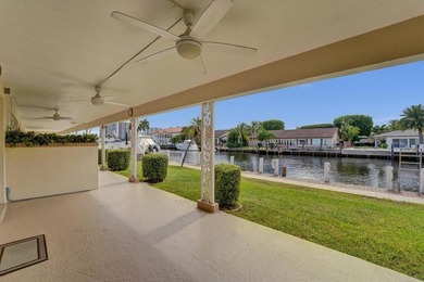 This one-of-a-kind fully renovated ground floor waterfront - photo 2