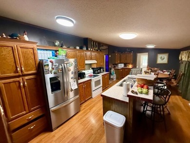 Enjoy the peace and privacy of rural living with this - photo 13