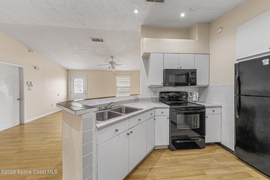 BACK ON MARKET! NEW A/C, WATER HEATER! NEW ELECTRICAL PANEL! - photo 19