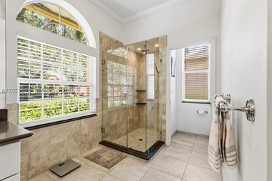 Welcome to paradise! This is an exceptional 3-bedroom, 2-bath - photo 20