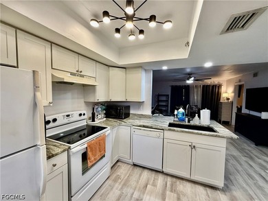 Affordable 2 bedroom 2 bath GROUND FLOOR CORNER UNIT in Golfside - photo 4