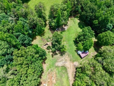 Enjoy the peace and privacy of rural living with this - photo 31