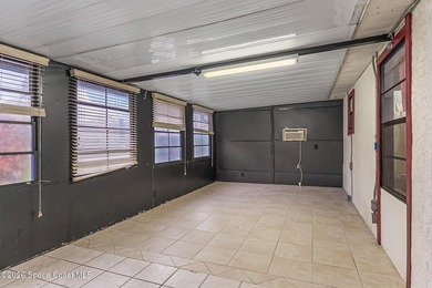 BACK ON MARKET! NEW A/C, WATER HEATER! NEW ELECTRICAL PANEL! - photo 31
