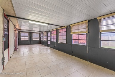 BACK ON MARKET! NEW A/C, WATER HEATER! NEW ELECTRICAL PANEL! - photo 33