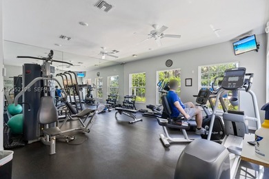 Welcome to paradise! This is an exceptional 3-bedroom, 2-bath - photo 37
