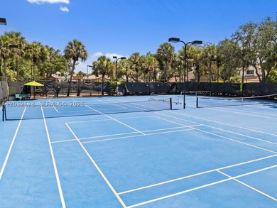Welcome to paradise! This is an exceptional 3-bedroom, 2-bath - photo 41
