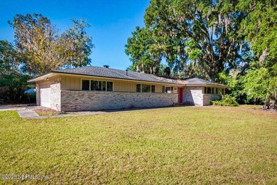 Doctors Lake Home For Sale in Orange Park Florida