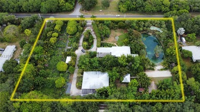 Prepare to be enchanted by this tropical oasis nestled in the - photo 2