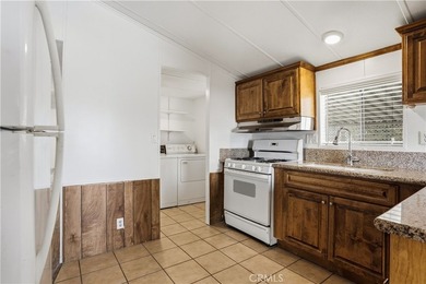 Move-in Ready 55+ Corner-lot Home in the Gated Huntsman - photo 14