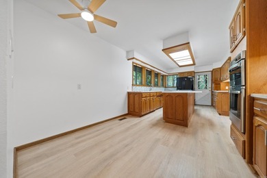 No crowded lot lines with this beautifully maintained 3-bedroom - photo 17