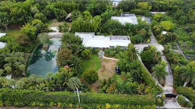 Prepare to be enchanted by this tropical oasis nestled in the - photo 8