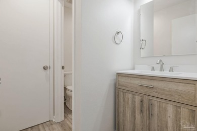 Welcome to this beautifully updated 2-bedroom end-unit townhome - photo 22