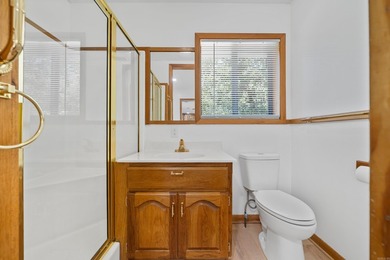No crowded lot lines with this beautifully maintained 3-bedroom - photo 25