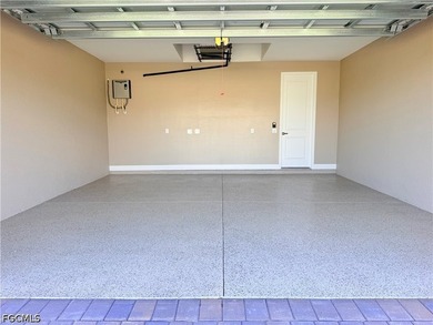 YOUR BRAND-NEW POOL HOME IS HERE! A UNIQUE OPPORTUNITY. Corner - photo 5