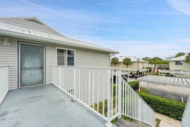 Handyman Special - Bring Your Tool Belt! This 3-bedroom, 2-bath - photo 2