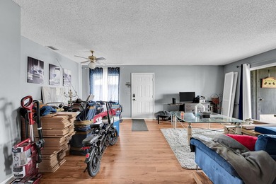 Handyman Special - Bring Your Tool Belt! This 3-bedroom, 2-bath - photo 5