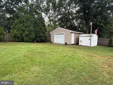 ***Seller is asking for best and final offer by noon on - photo 11