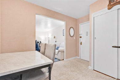 Welcome to Linden Hill Co-op in the heart of North Flushing! - photo 6
