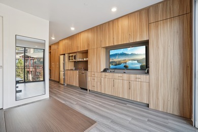 Silver Springs Lake Condo For Sale in Park City Utah