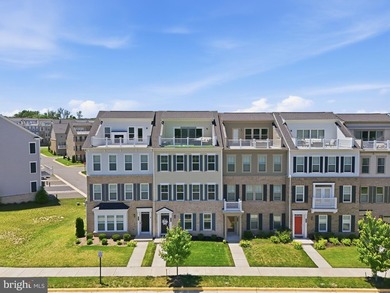 WHY THIS HOME STANDS OUT AMONG THE OTHERS... Rare opportunity to - photo 3
