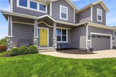 This impeccably maintained home is a masterpiece of comfort and - photo 2