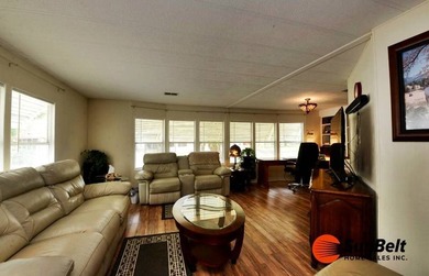 Beautifully Remodeled, Light-Filled Home in Premier 55+ Ocala - photo 13