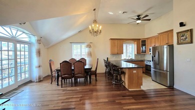 Beautifully maintained 3-bedroom, 2-bath condo offering the - photo 13