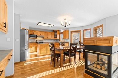 LOCATION, LOCATION, LOCATION!! Charming one-owner home on Lake - photo 16