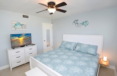 Enjoy breathtaking Gulf-front views from this completely - photo 21