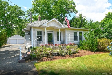 Welcome home to this Charming 2-bedroom, 2 full bath property - photo 3